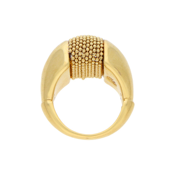 Anillo hueco boleado en oro amarillo 14 kilates.