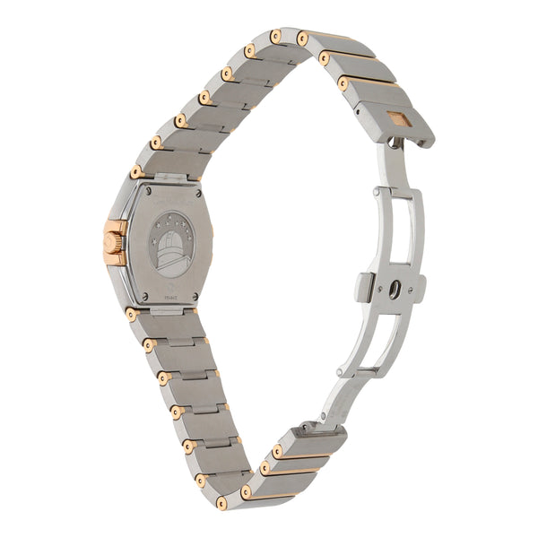 Reloj Omega para dama modelo Constellation vistas en oro amarillo 18 kilates.