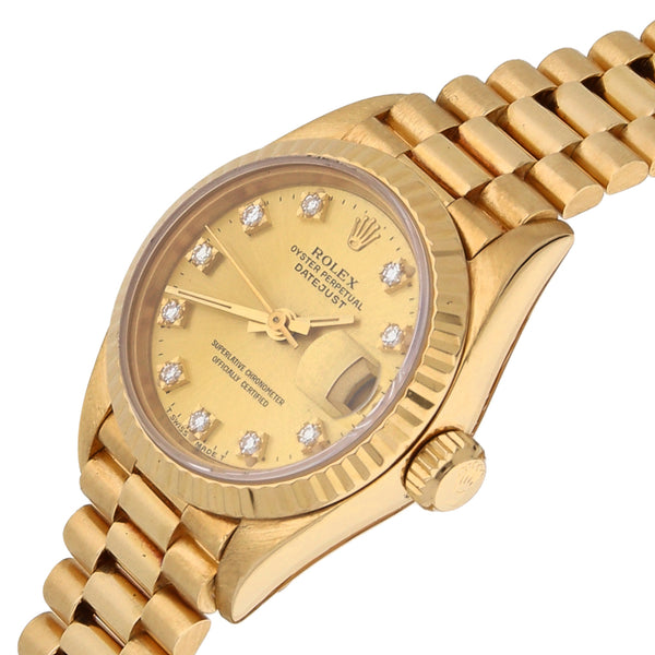 Reloj Rolex para dama modelo Oyster Perpetual DateJust en oro amarillo 18 kilates.