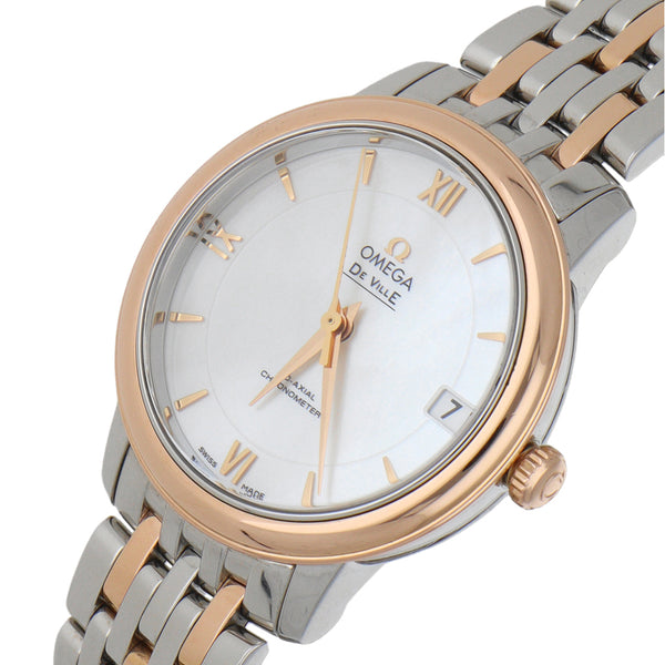 Reloj Omega para dama modelo De Ville vistas en oro rosa 18 kilates.