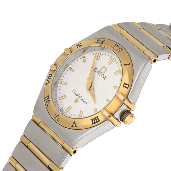 Reloj Omega para dama modelo Constellation vistas en oro amarillo 18 kilates.