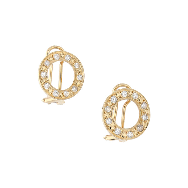 Aretes calados con diamantes en oro amarillo 14 kilates.