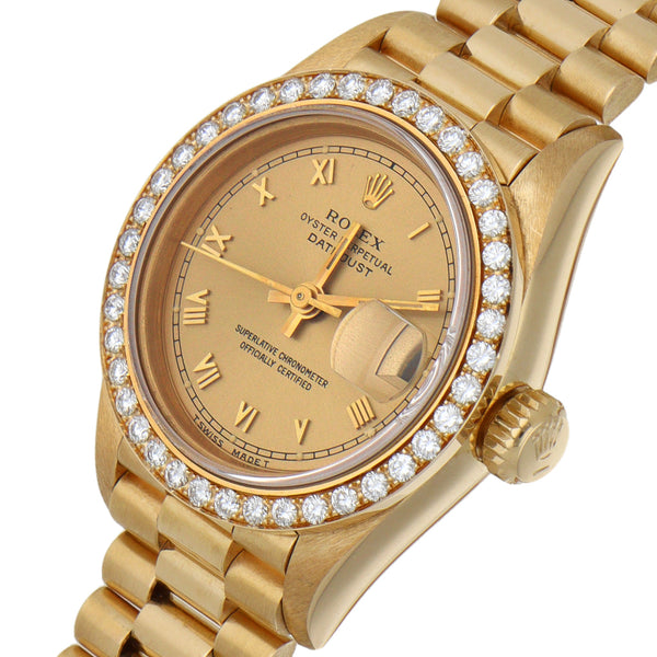 Reloj Rolex para dama modelo Oyster Perpetual DateJust en oro amarillo 18 kilates.