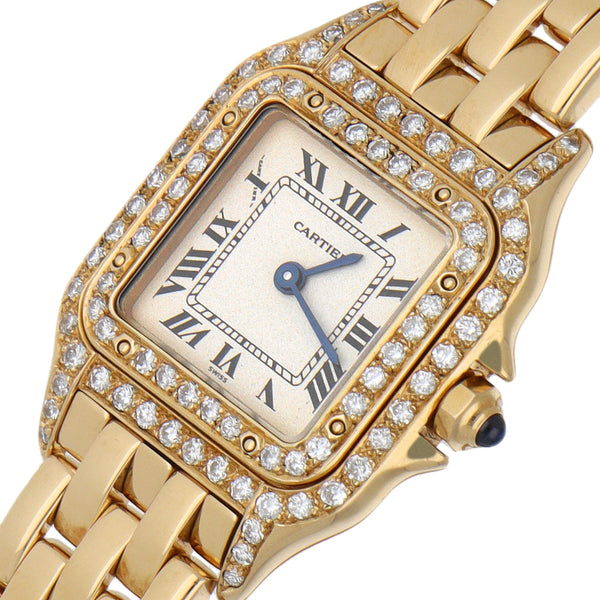 Reloj Cartier para dama modelo Panthere en oro amarillo 18 kilates.