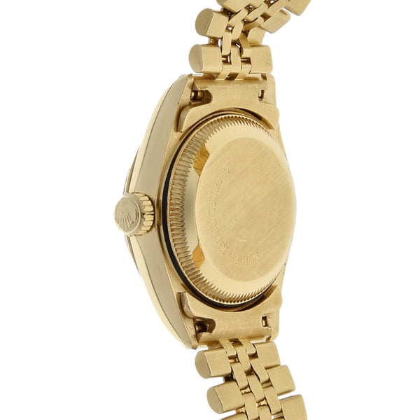 Reloj Rolex para dama modelo Oyster Perpetual DateJust en oro amarillo 18 kilates.