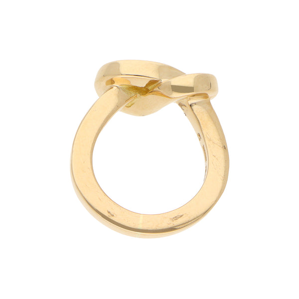 Anillo diseño especial firma Tane en oro amarillo 18 kilates.