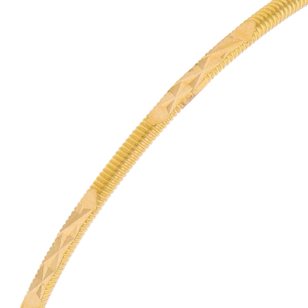 Pulsera de arillo facetada en oro amarillo 22 kilates.