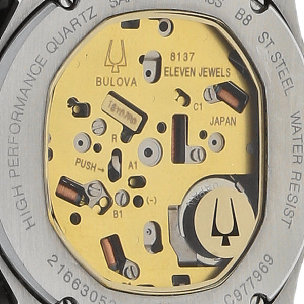 Reloj Bulova para caballero modelo Curv.