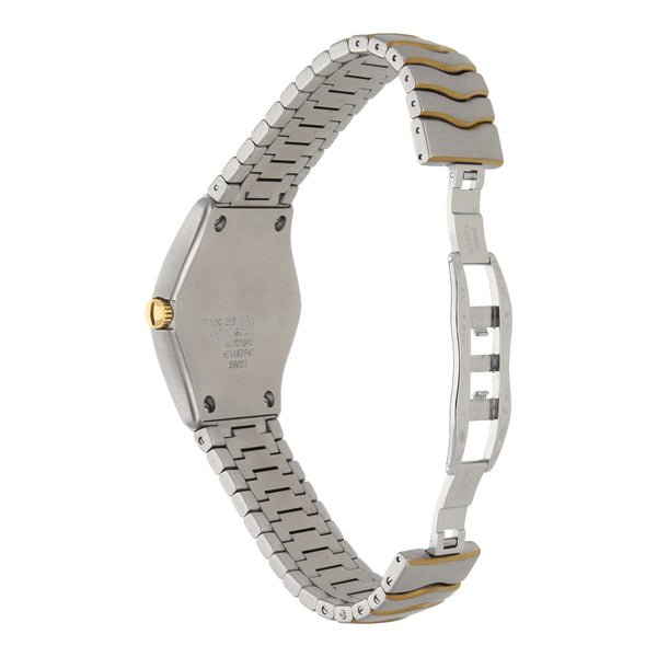 Reloj Ebel para caballero modelo Classic Wave bisel oro 18 kilates.