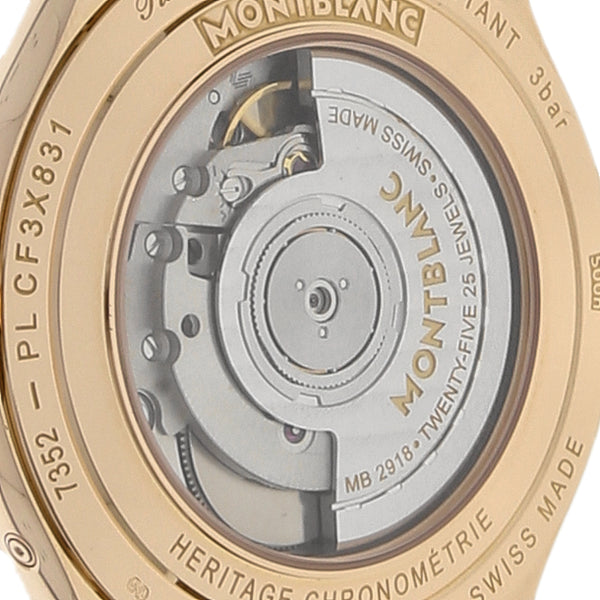 Reloj Montblanc para caballero modelo Heritage Chronometrie caja en oro rosado 18 kilates.