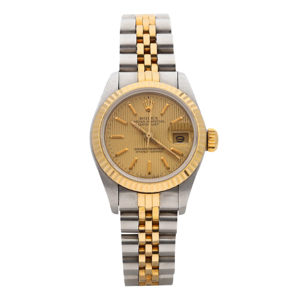 Reloj Rolex para dama modelo Oyster Perpetual DateJust vistas en oro amarillo 18 kilates.