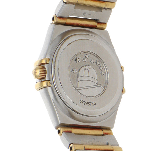 Reloj Omega para dama modelo Constellation vistas en oro amarillo 18 kilates.