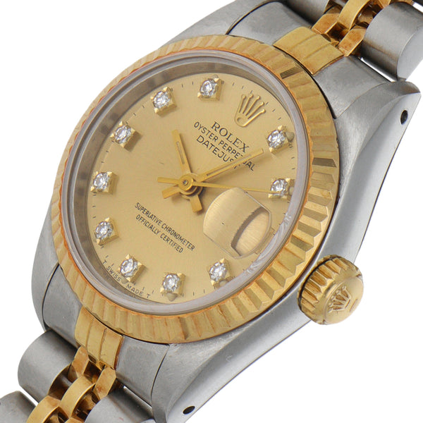 Reloj Rolex para dama modelo Oyster Perpetual DateJust vistas en oro amarillo 18 kilates.