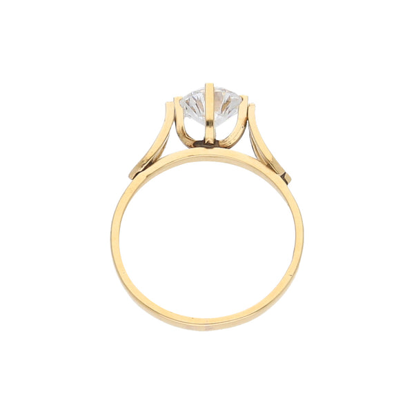 Anillo solitario con circonia en oro amarillo 14 kilates.