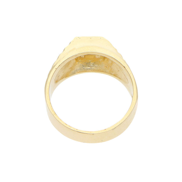 Anillo tipo sello con circonias en oro amarillo 14 kilates.