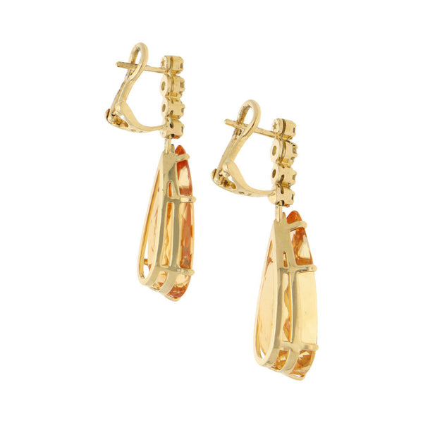 Aretes diseño especial con diamantes y cuarzos en oro amarillo 18 kilates.