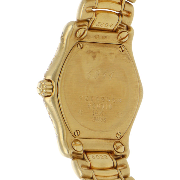 Reloj Ebel para dama modelo 1911 en oro amarillo 18 kilates.