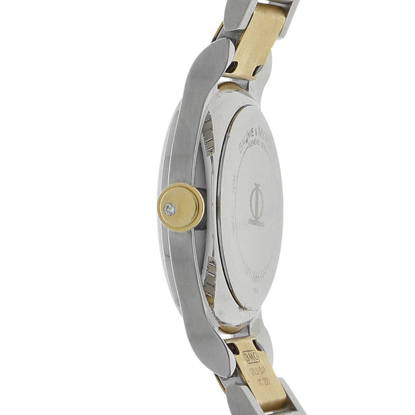 Reloj Baume & Mercier para dama modelo Ilea vistas en oro amarillo 18 kilates.