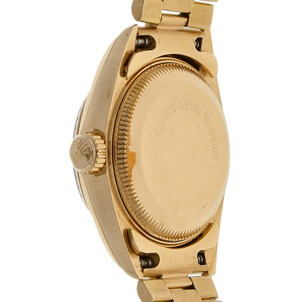 Reloj Rolex para dama modelo Oyster Perpetual DateJust en oro amarillo 18 kilates.