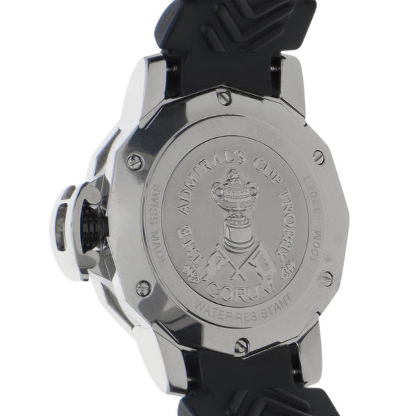 Reloj Corum para caballero modelo Admirals Cup Trophy.