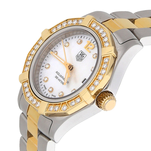 Reloj Tag Heuer para dama modelo Aquarecer vistas en oro amarillo 18 kilates.