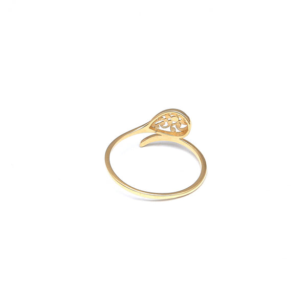 Anillo calado en oro amarillo 14 kilates.