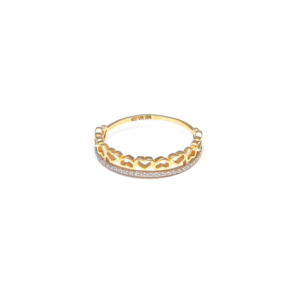 Anillo diseño especial motivo corazones con circonias en oro amarillo 14 kilates.