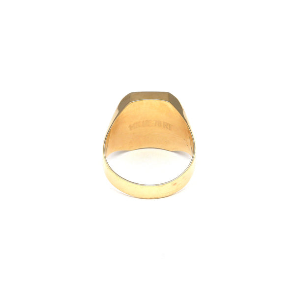 Anillo tipo sello en oro amarillo 14 kilates.