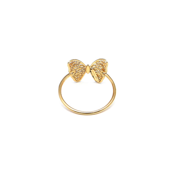 Anillo calado motivo mariposa en oro amarillo 14 kilates.