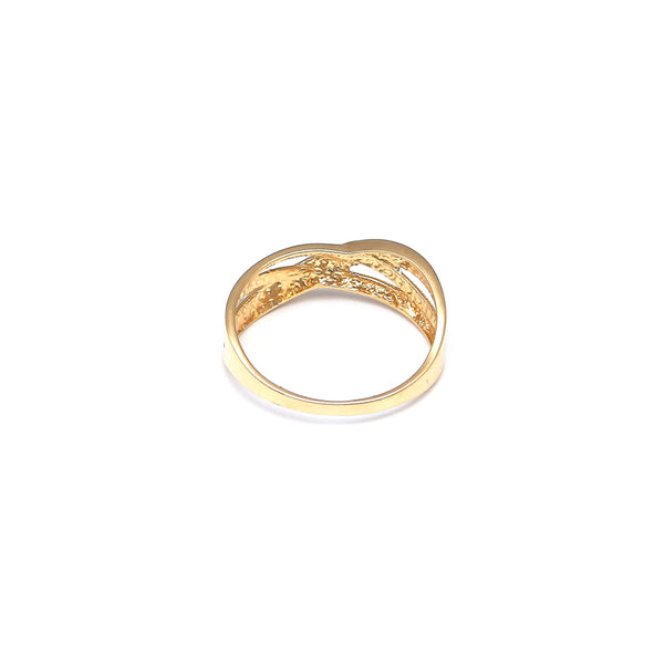 Anillo calado en oro amarillo 14 kilates.