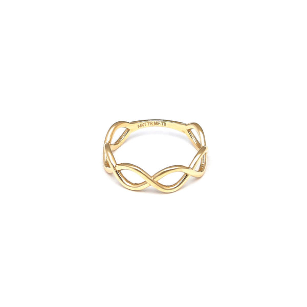 Anillo calado en oro amarillo 14 kilates.