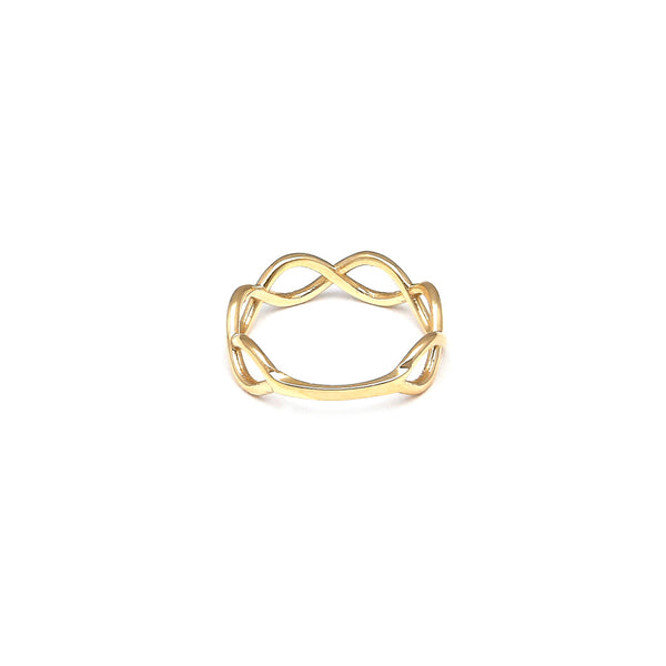 Anillo calado en oro amarillo 14 kilates.