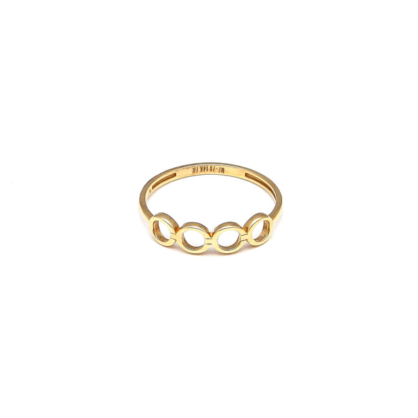 Anillo calado motivo círculos en oro amarillo 14 kilates.