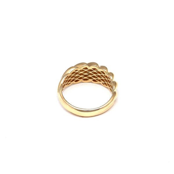 Anillo acanalado en oro amarillo 14 kilates.