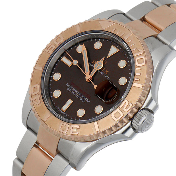 Reloj Rolex para caballero modelo Oyster Perpetual Date Yacht Master vistas en oro rosa 18 kilates.