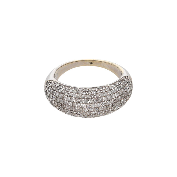 Anillo estilizado con diamantes en oro blanco 14 kilates.