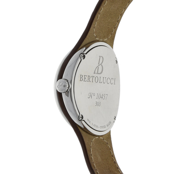 Reloj Bertolucci para dama en acero inoxidable correa piel.