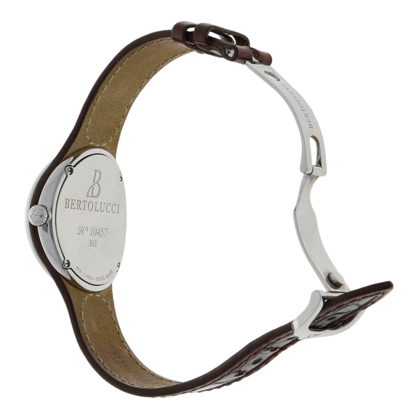 Reloj Bertolucci para dama en acero inoxidable correa piel.