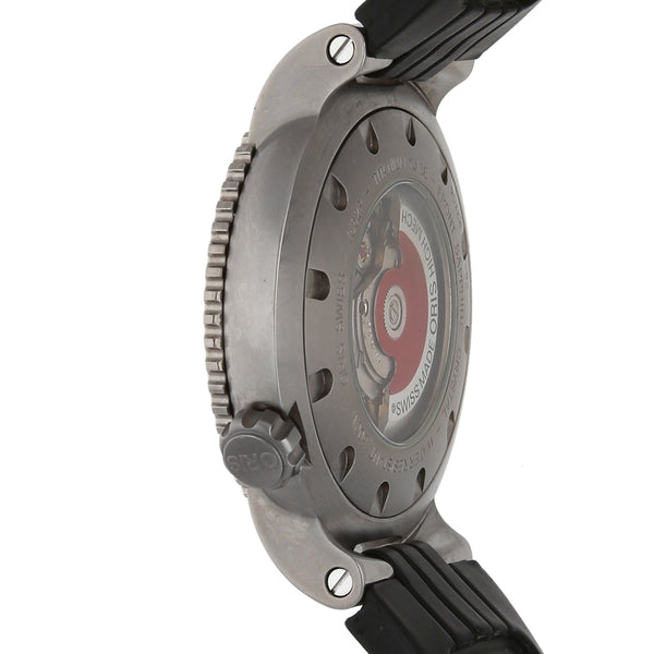 Reloj Oris para caballero modelo Divers Titan Date.