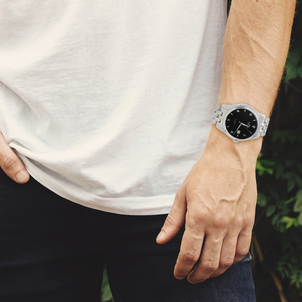 Reloj Edox para caballero modelo WRC Classic Date.