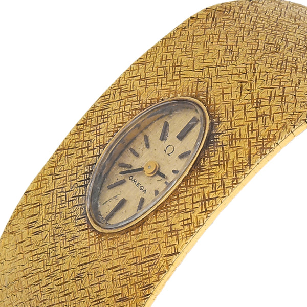 Reloj Omega para dama en oro amarillo 18 kilates.