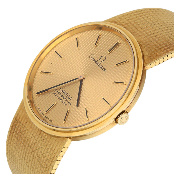 Reloj Omega para caballero modelo Constellation en oro amarillo 18 kilates.