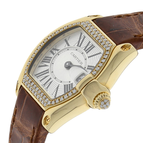 Reloj Cartier para dama modelo Roadster caja en oro amarillo 18 kilates.