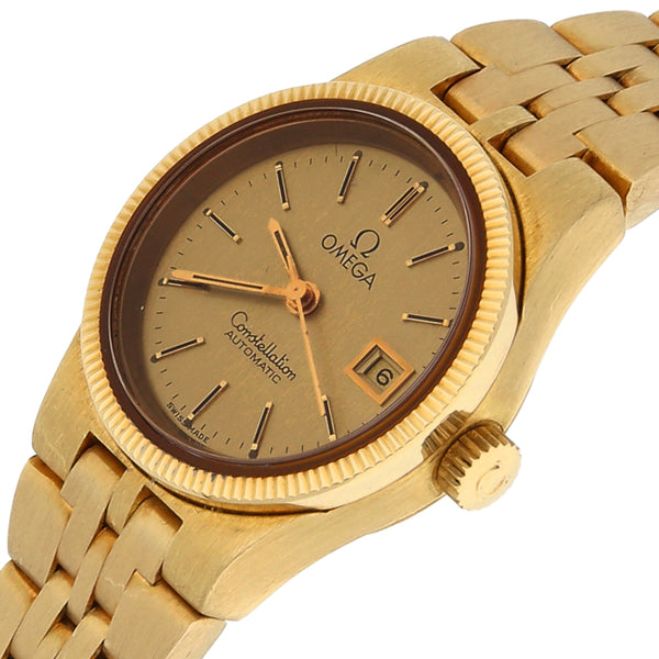 Reloj Omega para dama modelo Constellation en oro amarillo 18 kilates.