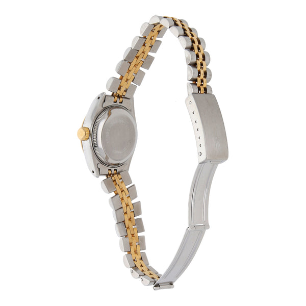 Reloj Rolex para dama modelo Oyster Perpetual Date vistas en oro amarillo 18 kilates.