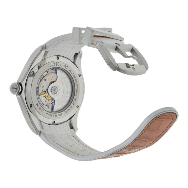 Reloj Corum para dama modelo Bubble.