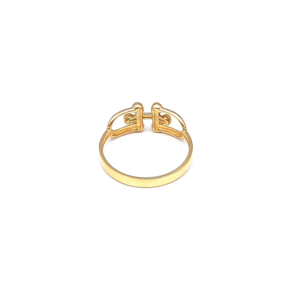 Anillo calado en oro amarillo 14 kilates.