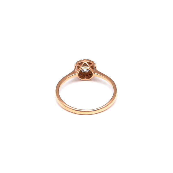 Anillo diseño especial con circonia en oro rosa 14 kilates.