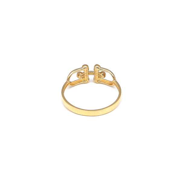 Anillo estilizado en oro amarillo 14 kilates.