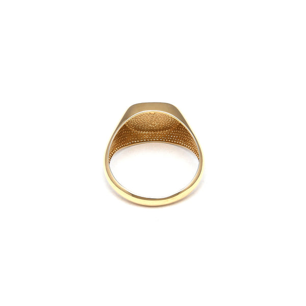 Anillo tipo sello en oro amarillo 14 kilates.